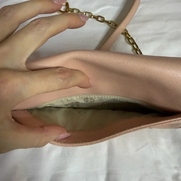Tory Burch Blush Crossbody Bag with Gold Chain - Picture 5 of 8